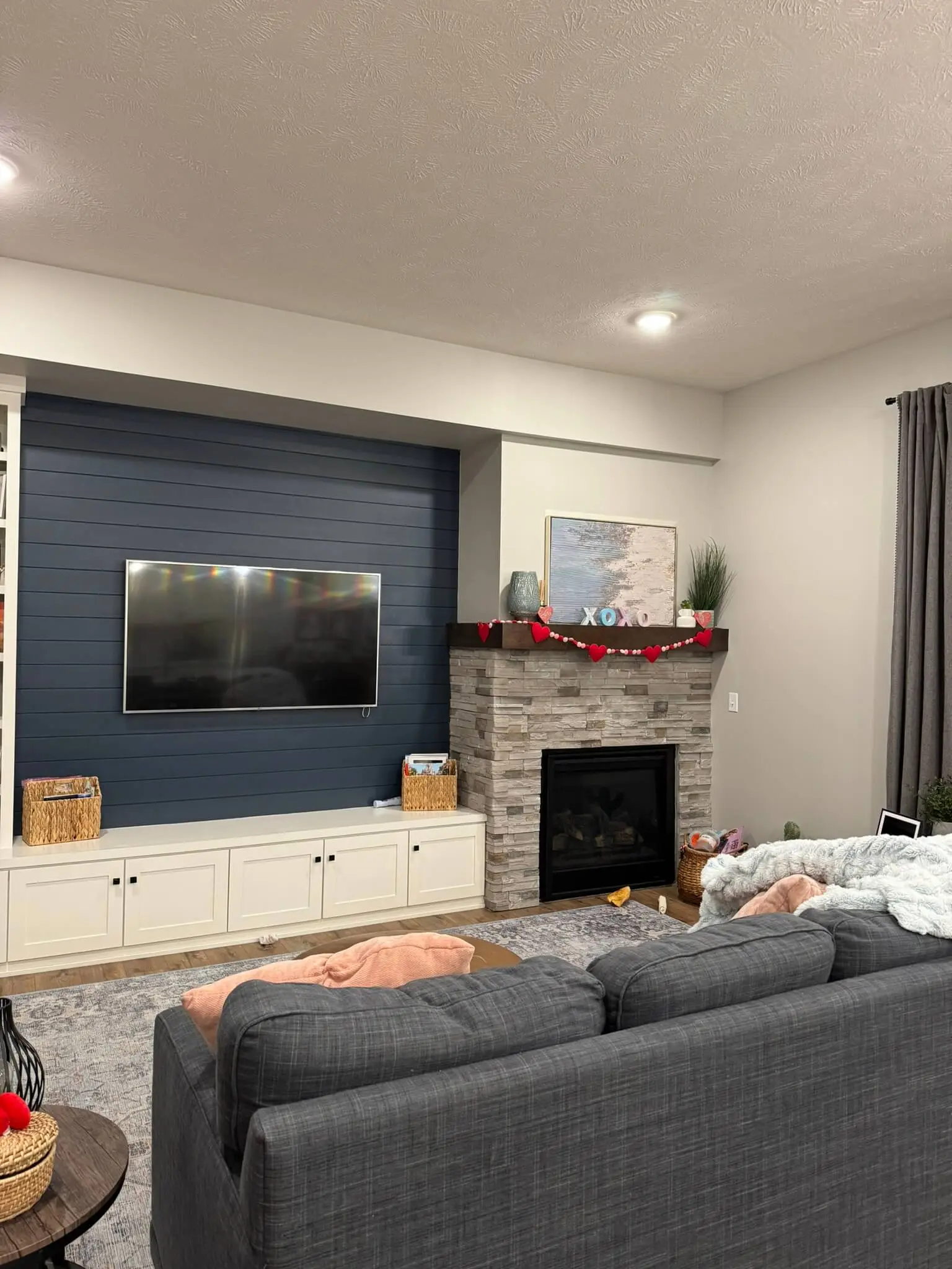 A relaxing living room.